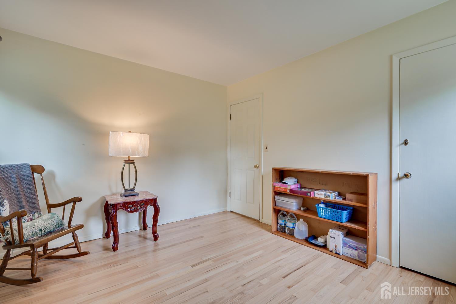 72 Stephenville Parkway Edison NJ 08820