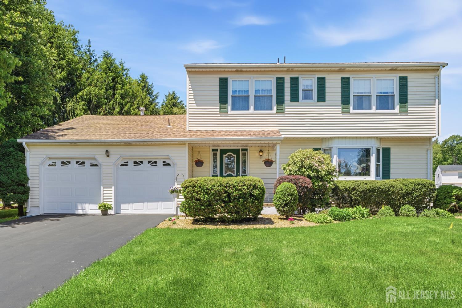 18 Nathaniel Street Monroe NJ 08831