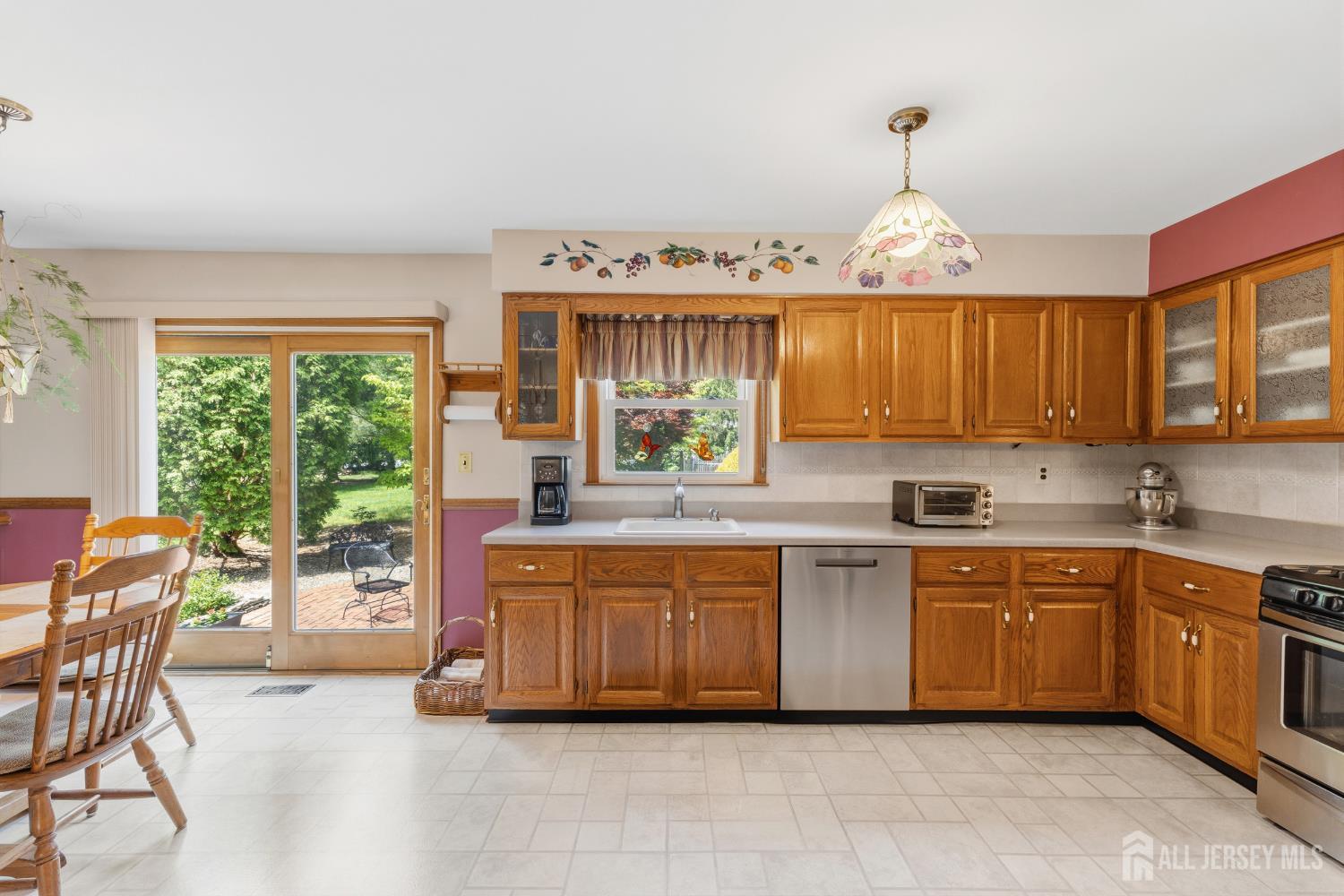 18 Nathaniel Street Monroe NJ 08831