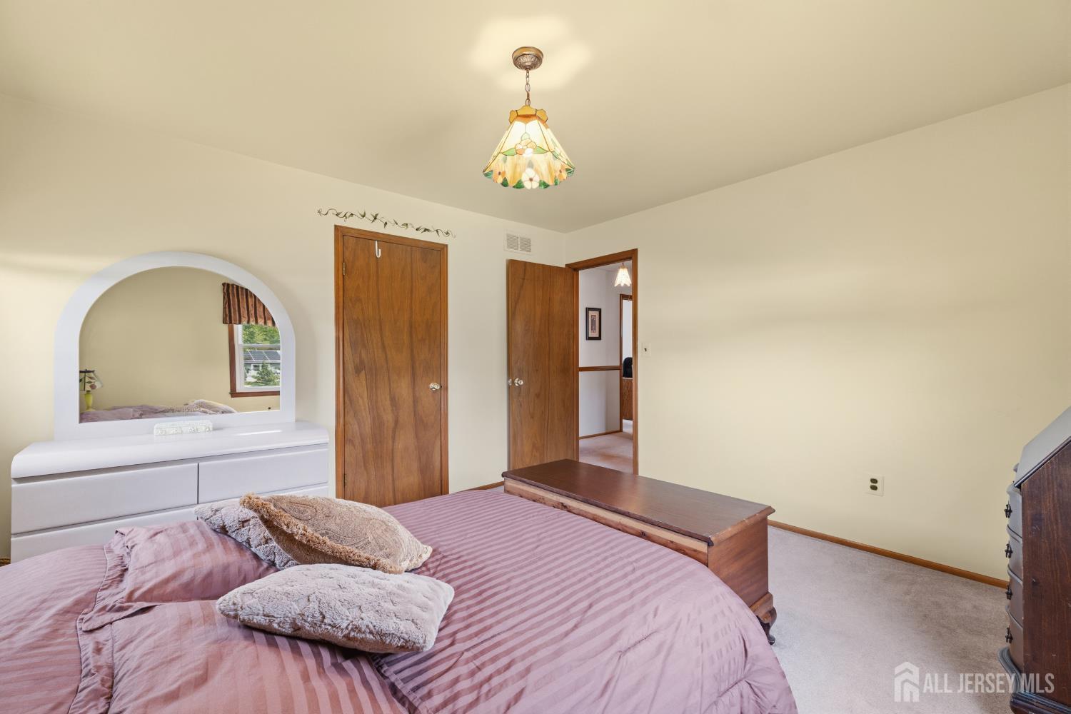 18 Nathaniel Street Monroe NJ 08831