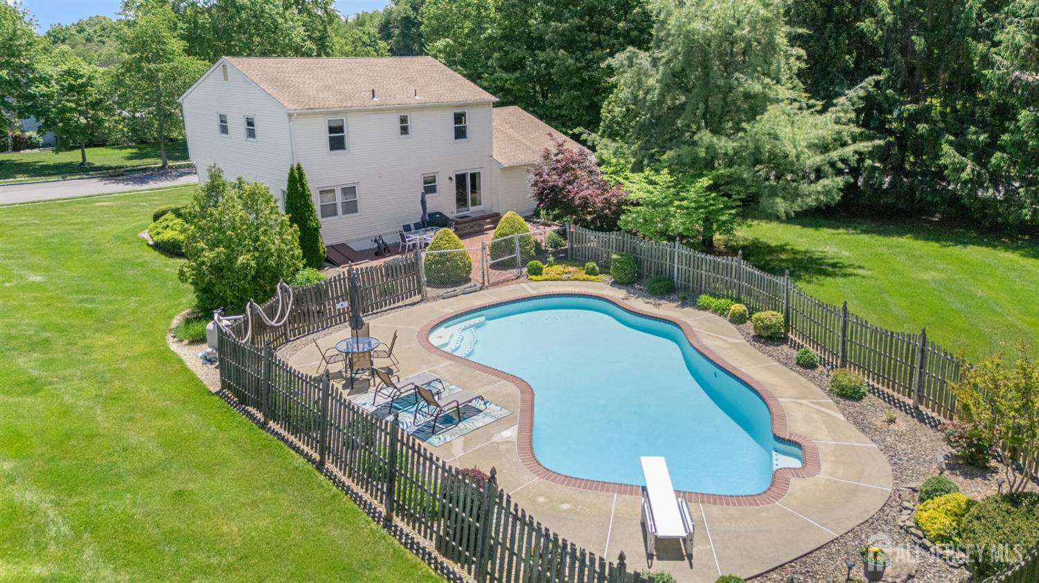 18 Nathaniel Street Monroe NJ 08831