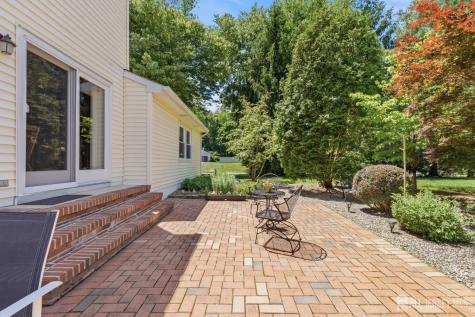 18 Nathaniel Street Monroe NJ 08831