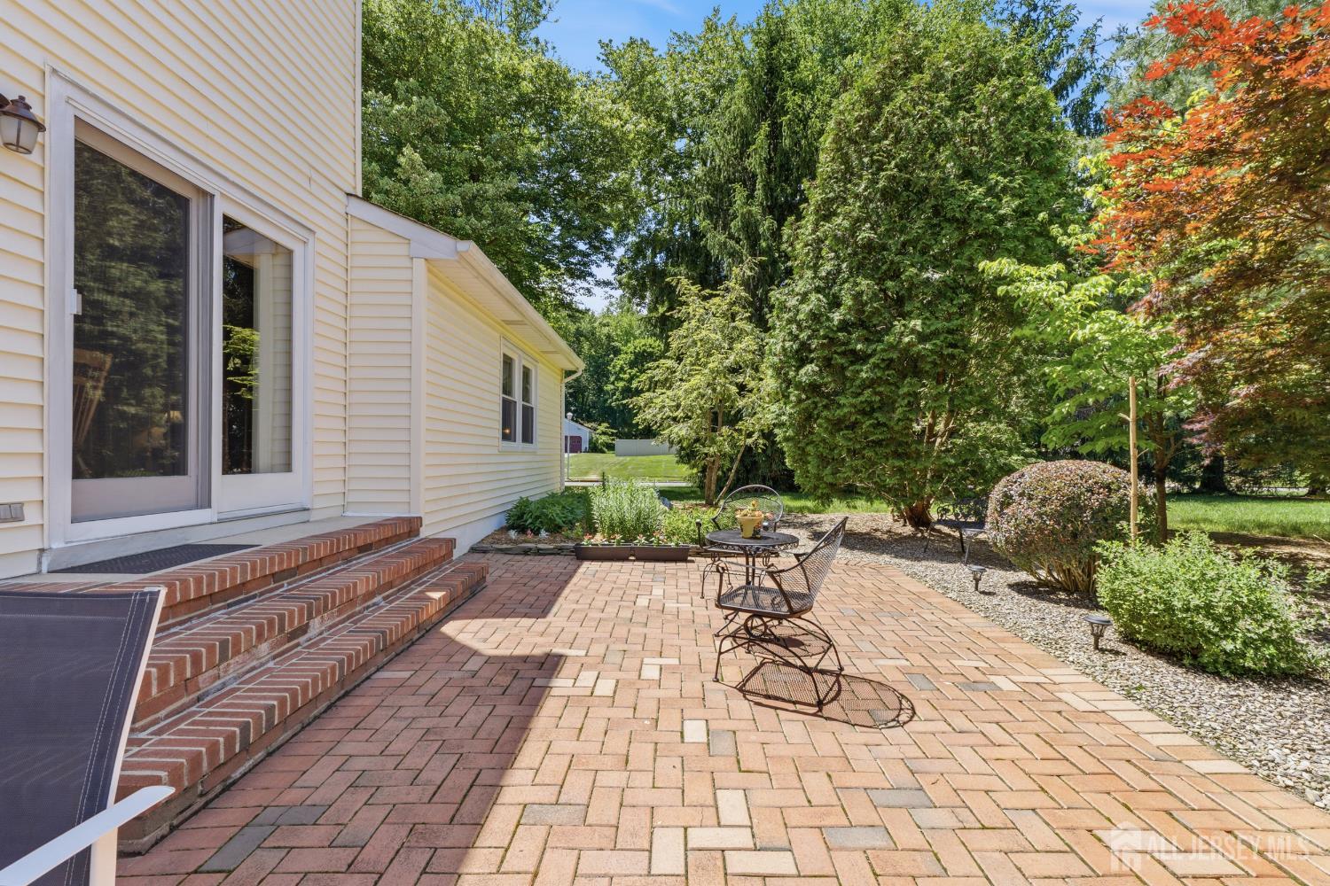 18 Nathaniel Street Monroe NJ 08831