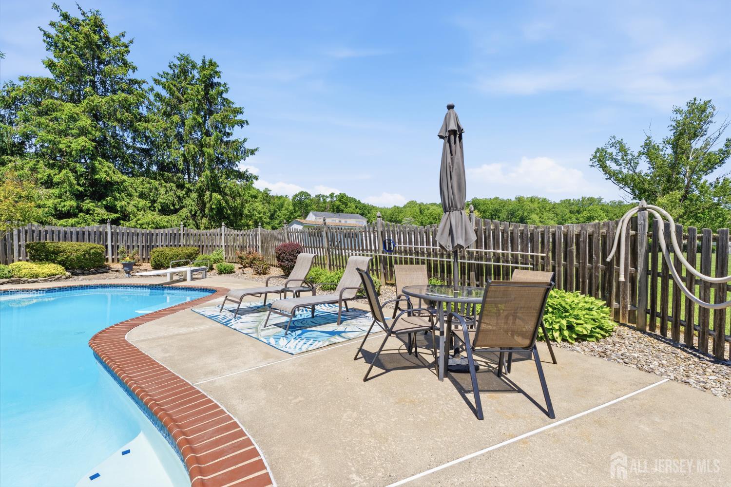 18 Nathaniel Street Monroe NJ 08831