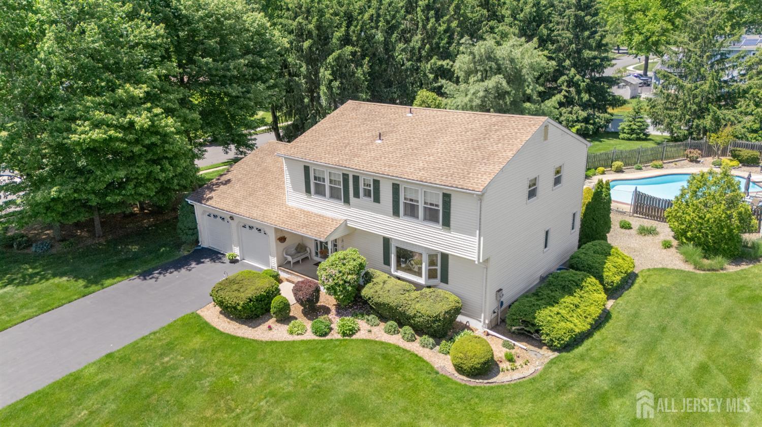 18 Nathaniel Street Monroe NJ 08831