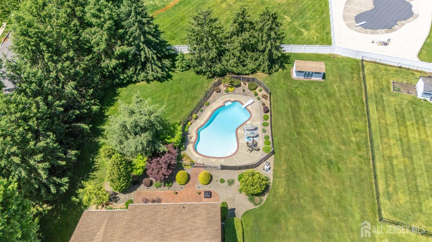 18 Nathaniel Street Monroe NJ 08831