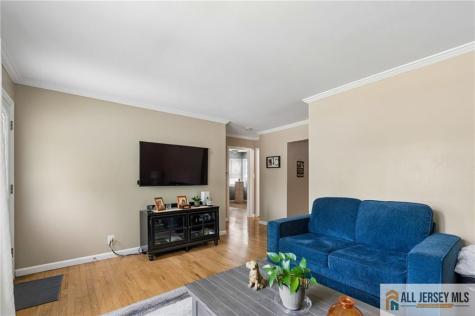 90 Manalapan Avenue Freehold Boro NJ 07728
