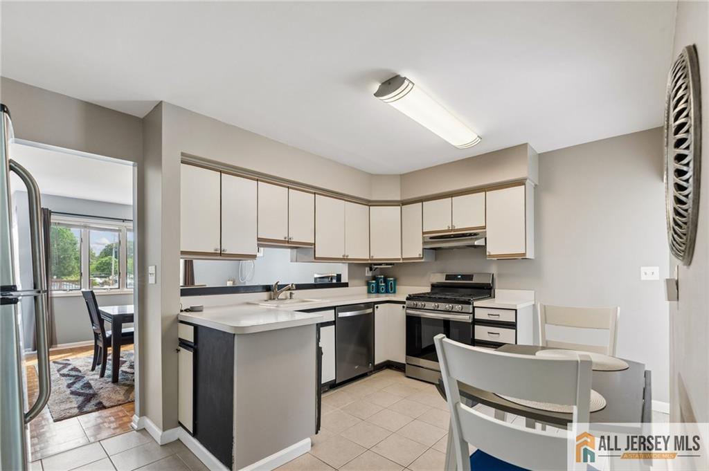 90 Manalapan Avenue Freehold Boro NJ 07728