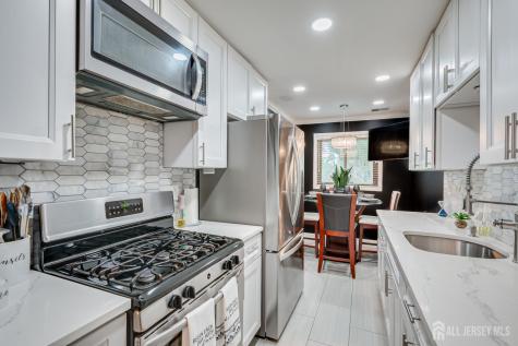 85 Homestead Drive Old Bridge NJ 07747
