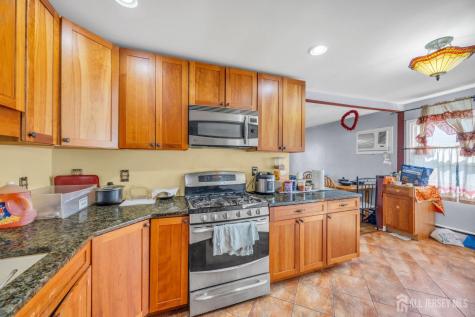 22 Westbury Road Iselin NJ 08830