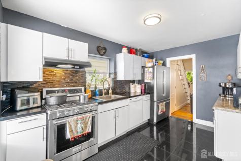 643 S Park Street Elizabeth NJ 07206