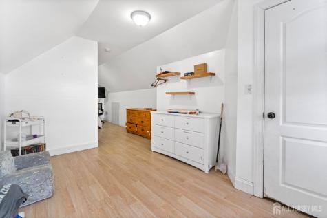 643 S Park Street Elizabeth NJ 07206