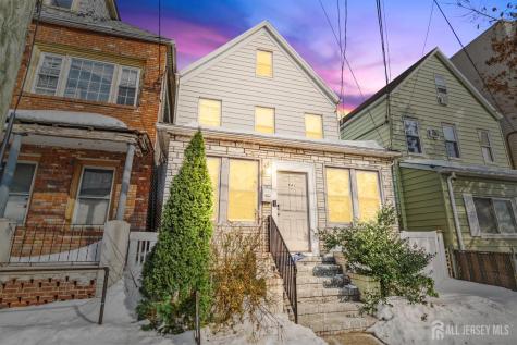 643 S Park Street Elizabeth NJ 07206