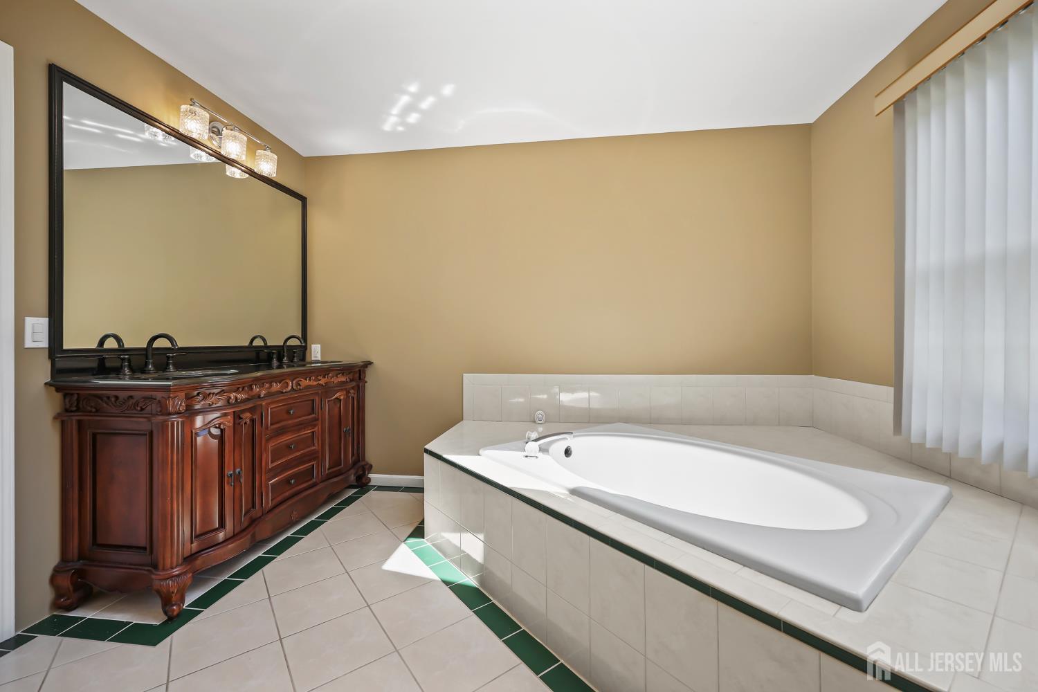 2 Verdi Road Monroe NJ 08831