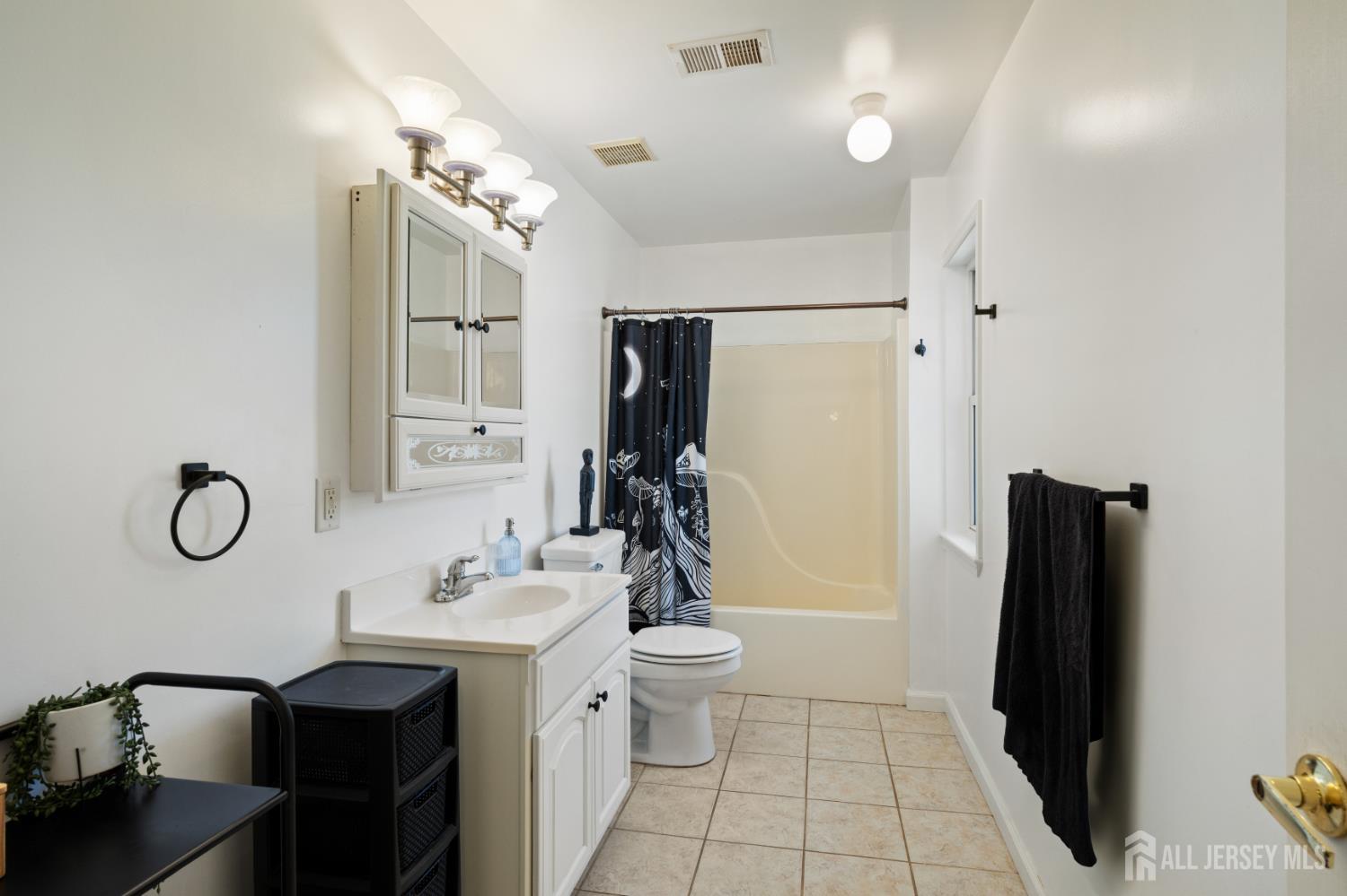 1042 Maxim Southard Road Howell NJ 07731