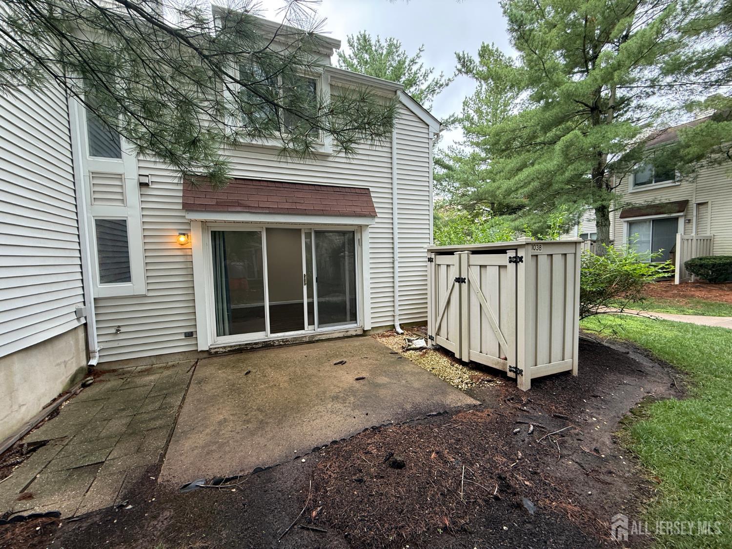 1038 Schmidt Lane North Brunswick NJ 08902
