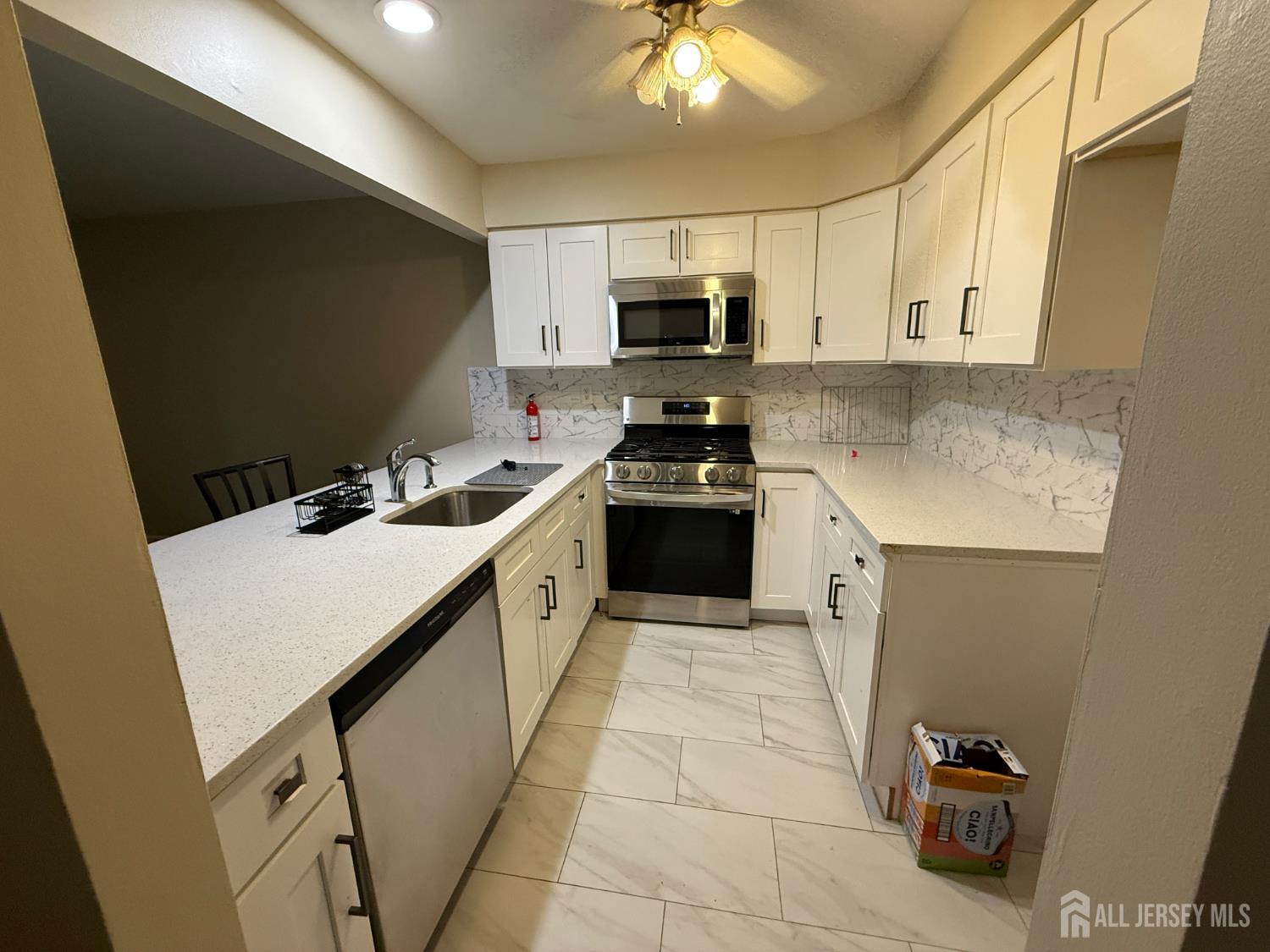 1038 Schmidt Lane North Brunswick NJ 08902