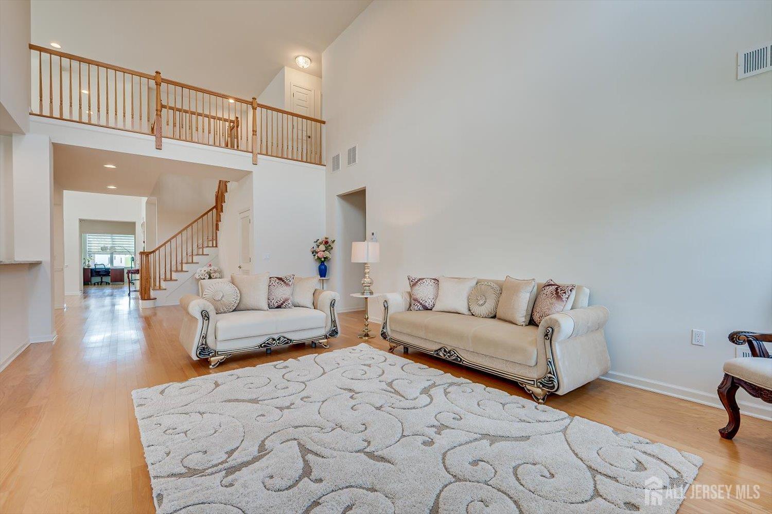 15 Potter Road Hillsborough NJ 08844