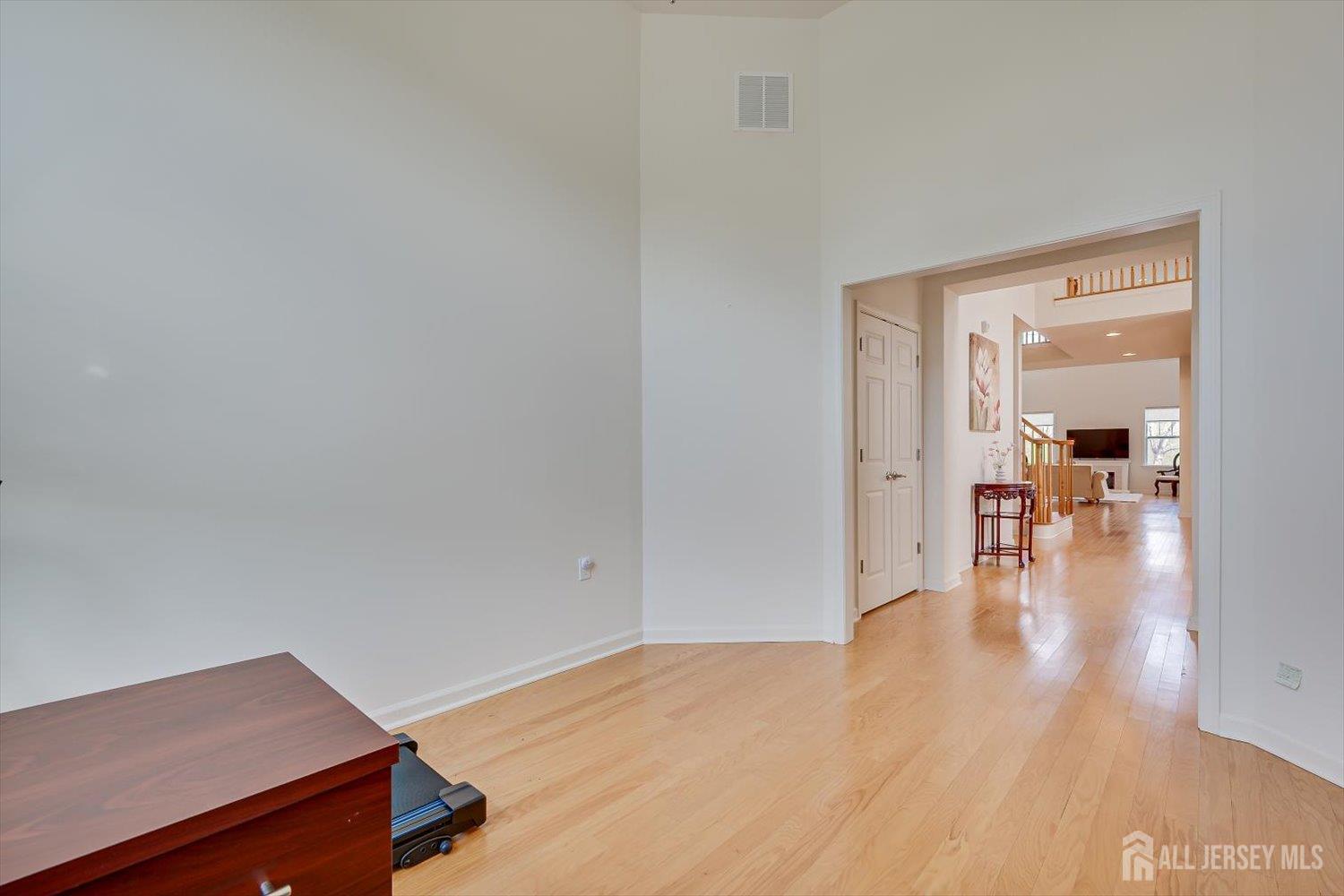 15 Potter Road Hillsborough NJ 08844