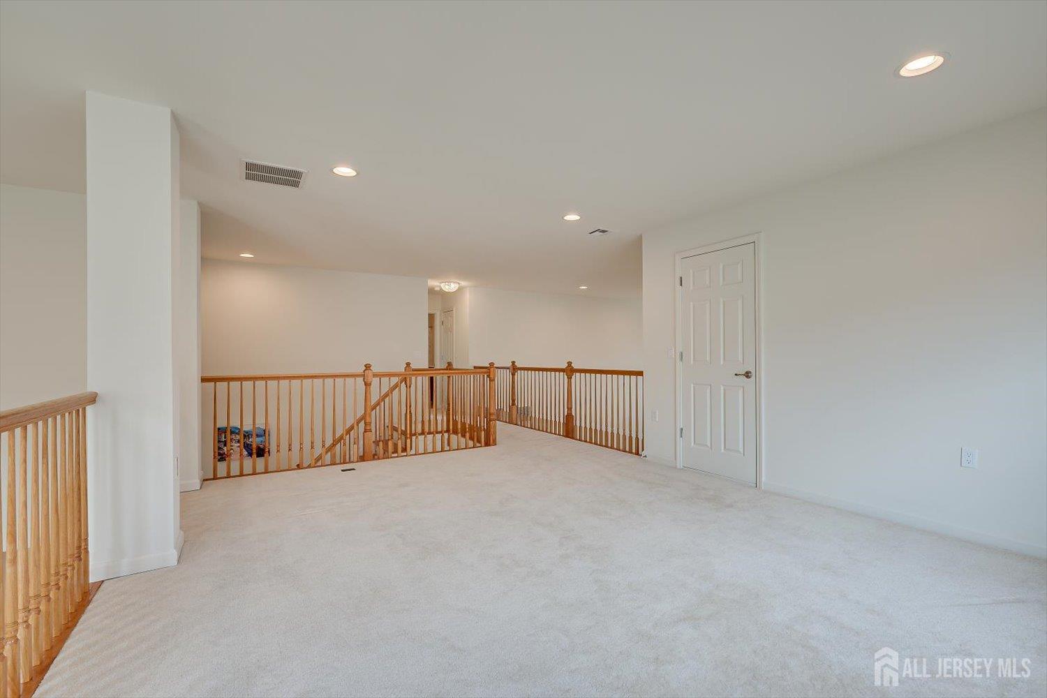 15 Potter Road Hillsborough NJ 08844