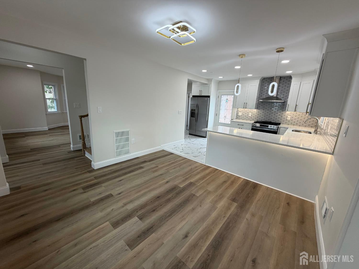 565 Crows Mill Road Fords NJ 08863