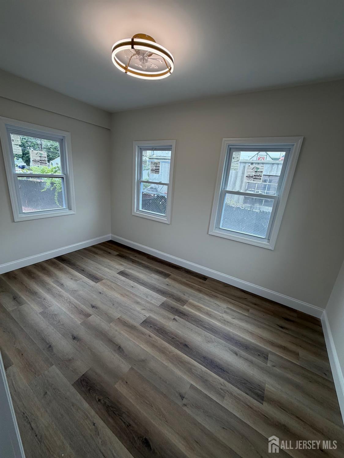 565 Crows Mill Road Fords NJ 08863