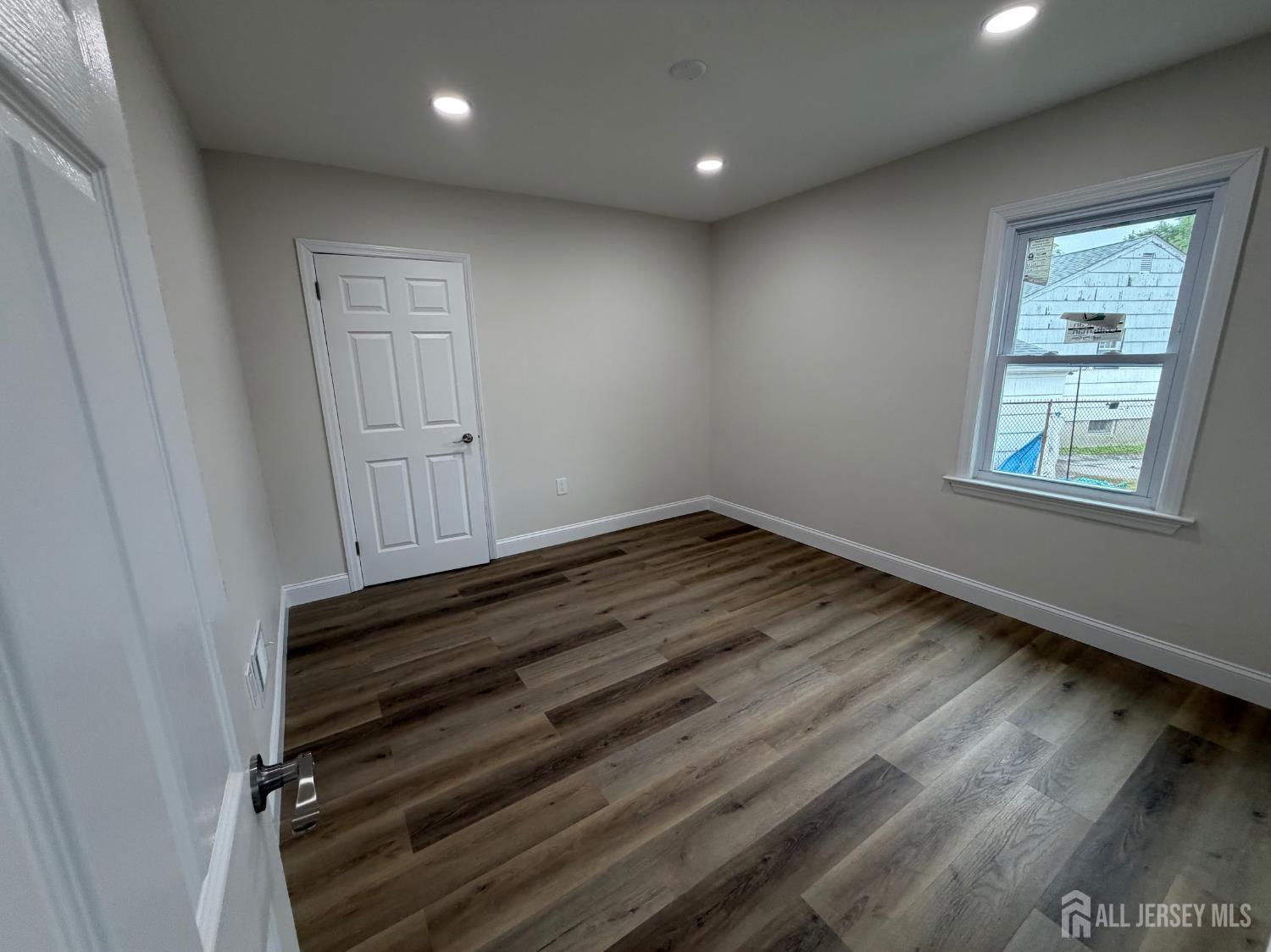 565 Crows Mill Road Fords NJ 08863