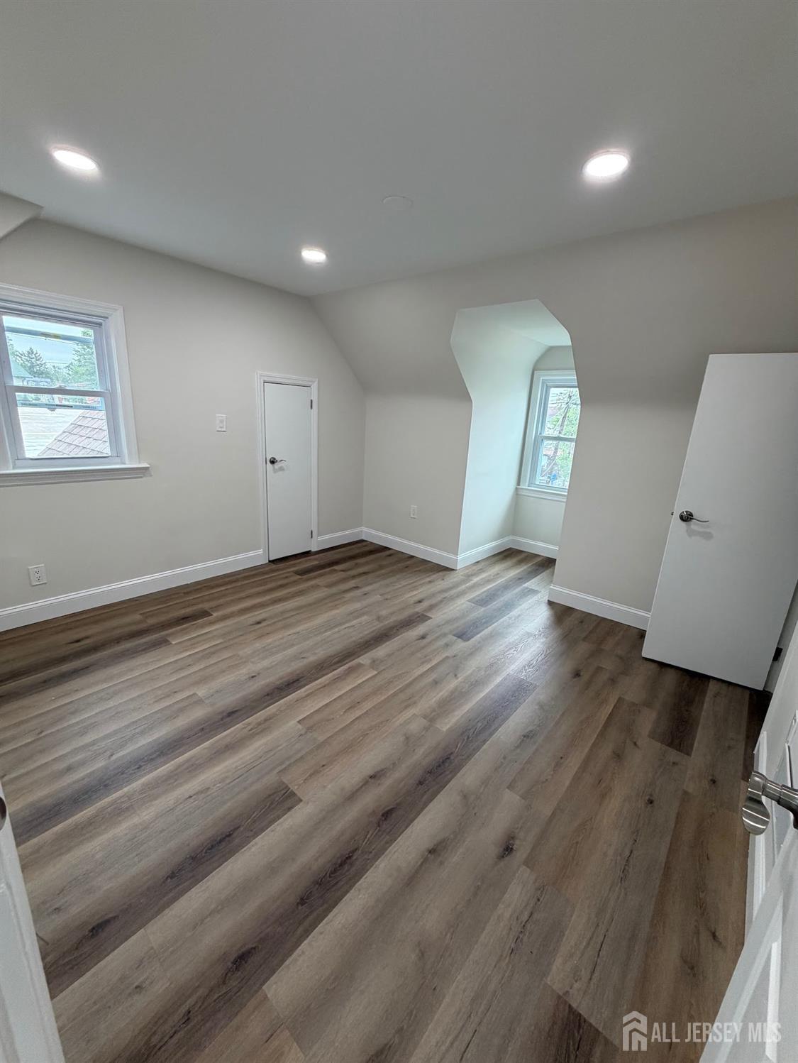 565 Crows Mill Road Fords NJ 08863