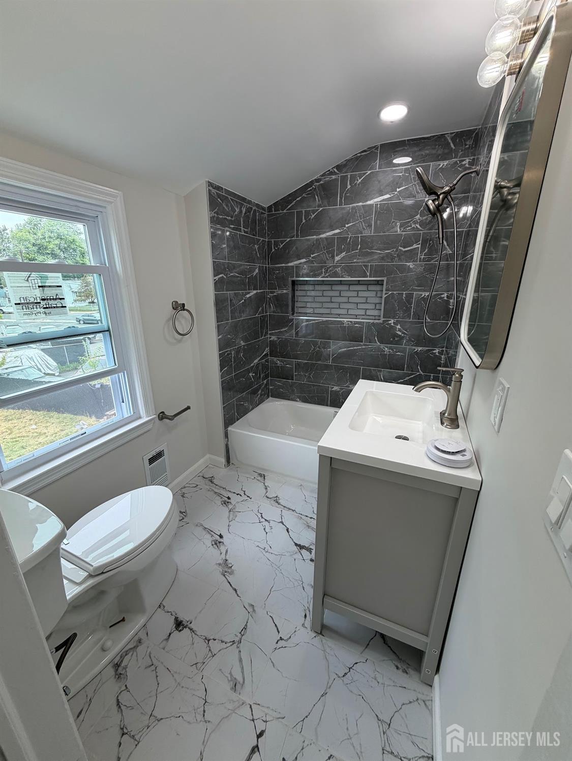 565 Crows Mill Road Fords NJ 08863