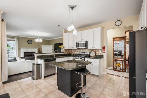 3 Milburne Lane Robbinsville NJ 08691