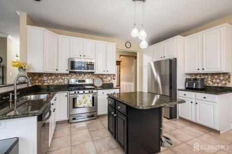3 Milburne Lane Robbinsville NJ 08691