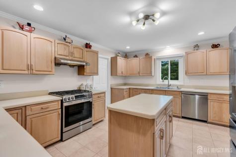 14 Hancock Court Plainsboro NJ 08536