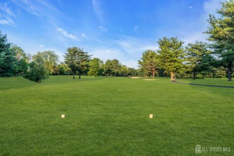 14 Hancock Court Plainsboro NJ 08536