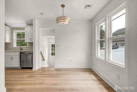 864 Court Street Woodbridge Proper NJ 07095