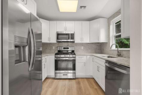 864 Court Street Woodbridge Proper NJ 07095