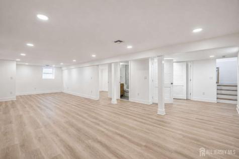 864 Court Street Woodbridge Proper NJ 07095