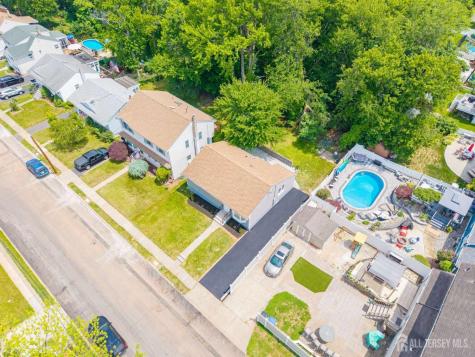 864 Court Street Woodbridge Proper NJ 07095
