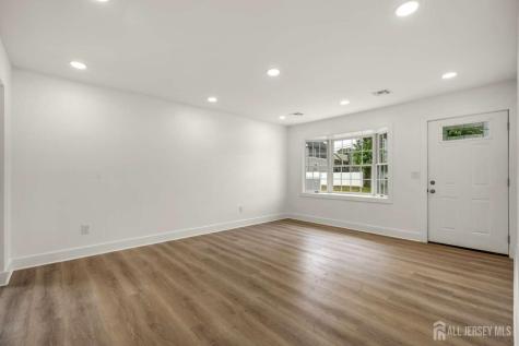 864 Court Street Woodbridge Proper NJ 07095