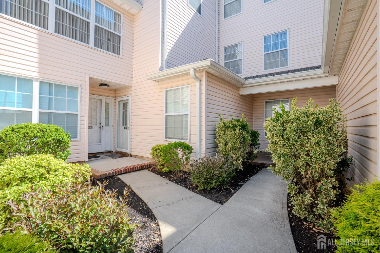 118 Copeley Way North Brunswick NJ 08902