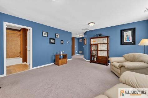 8 Turret Drive Monroe NJ 08831