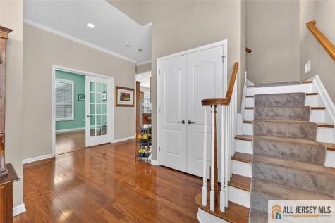 8 Turret Drive Monroe NJ 08831