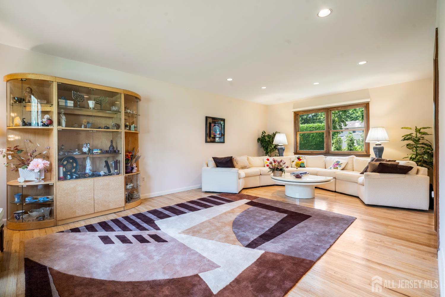 5 Sussex Road East Brunswick NJ 08816