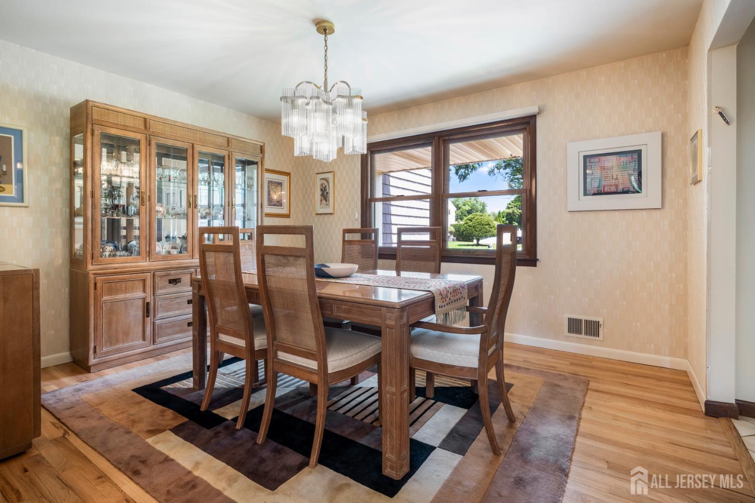 5 Sussex Road East Brunswick NJ 08816