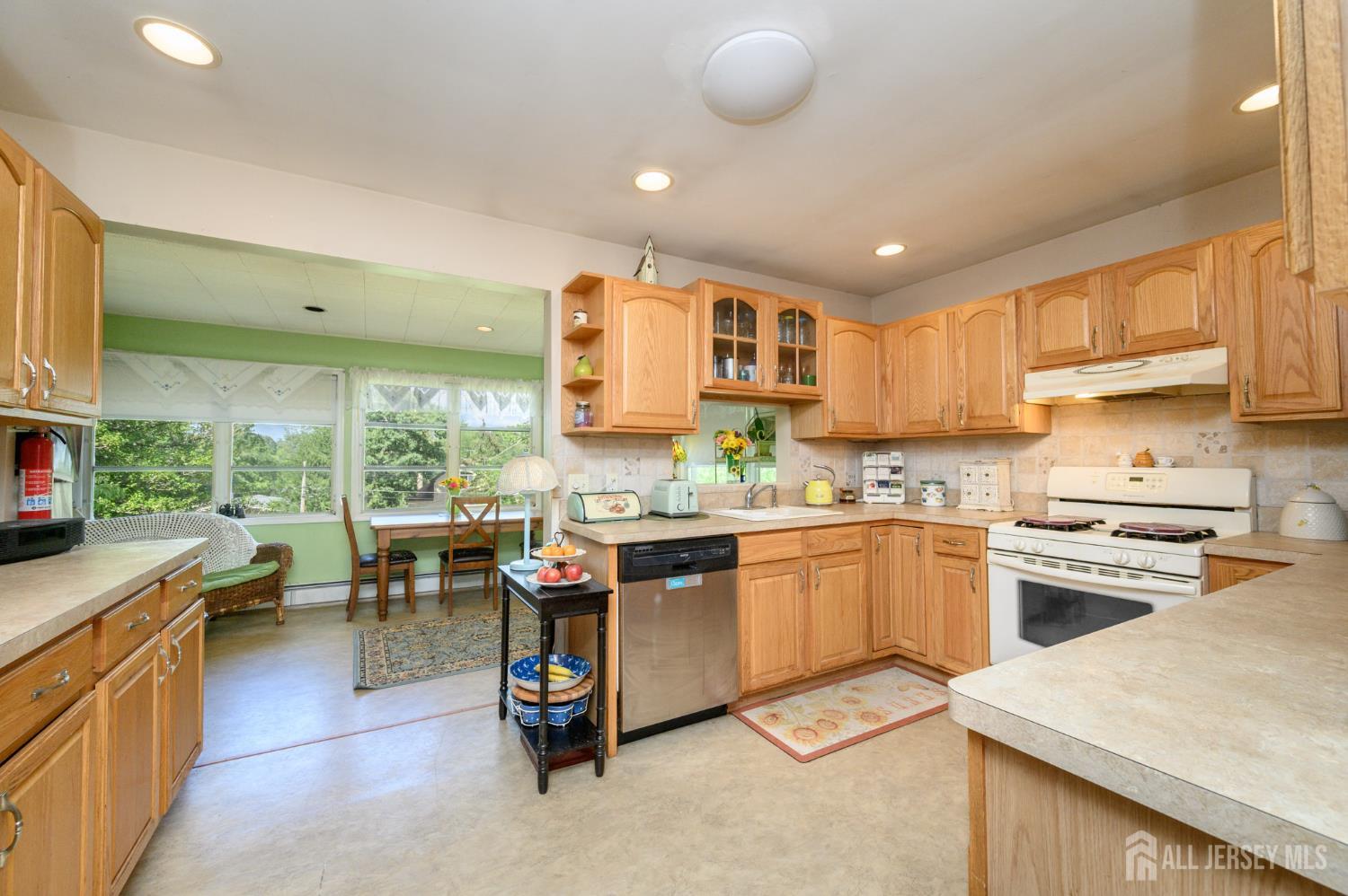 15 Poplar Street Jackson NJ 08527