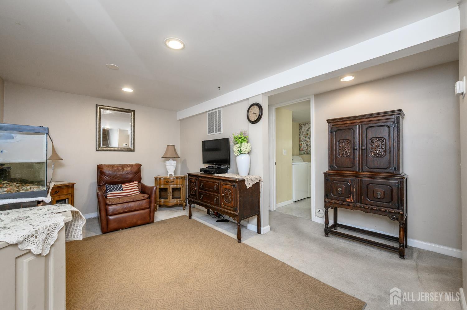15 Poplar Street Jackson NJ 08527