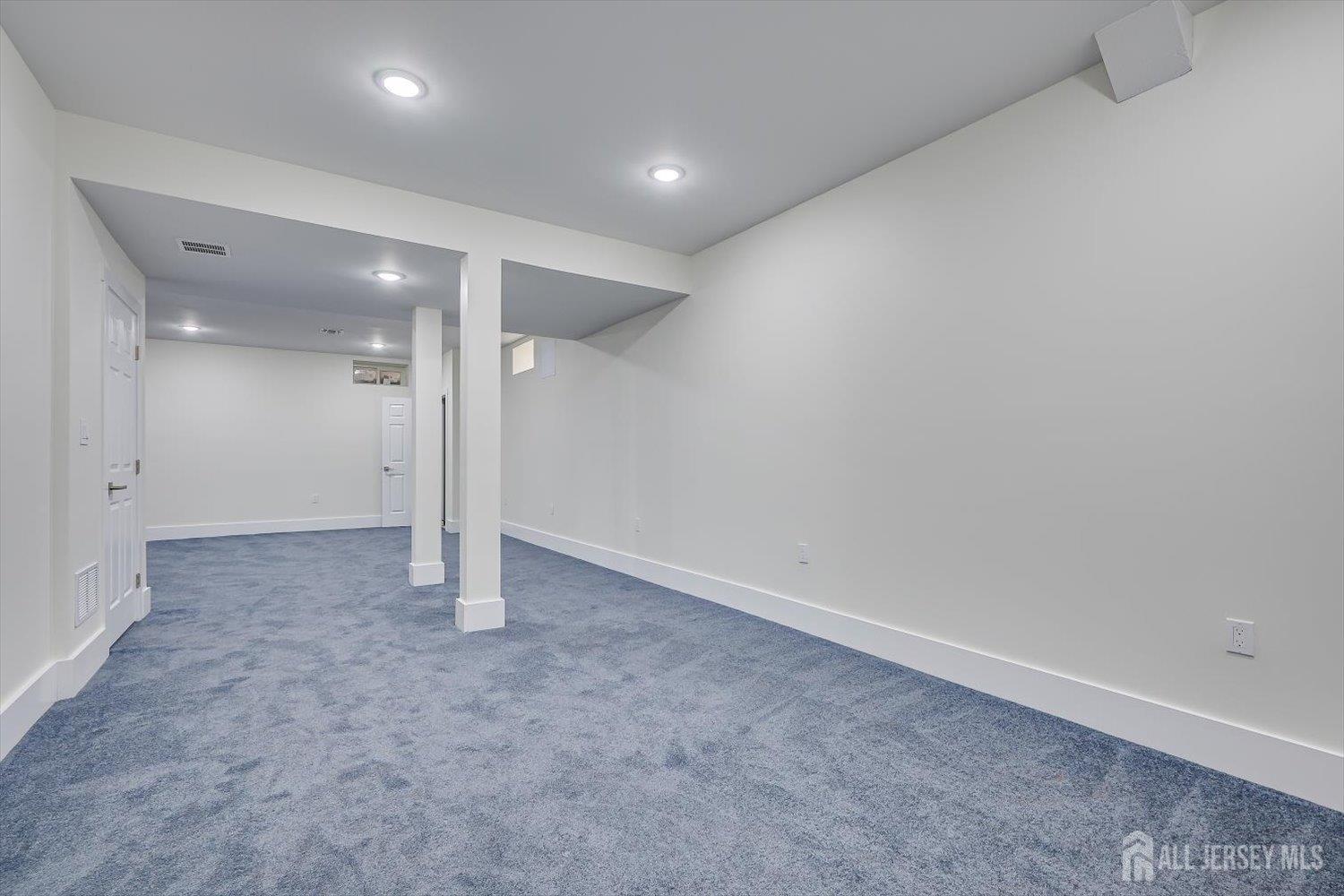 12 Hyde Avenue Iselin NJ 08830