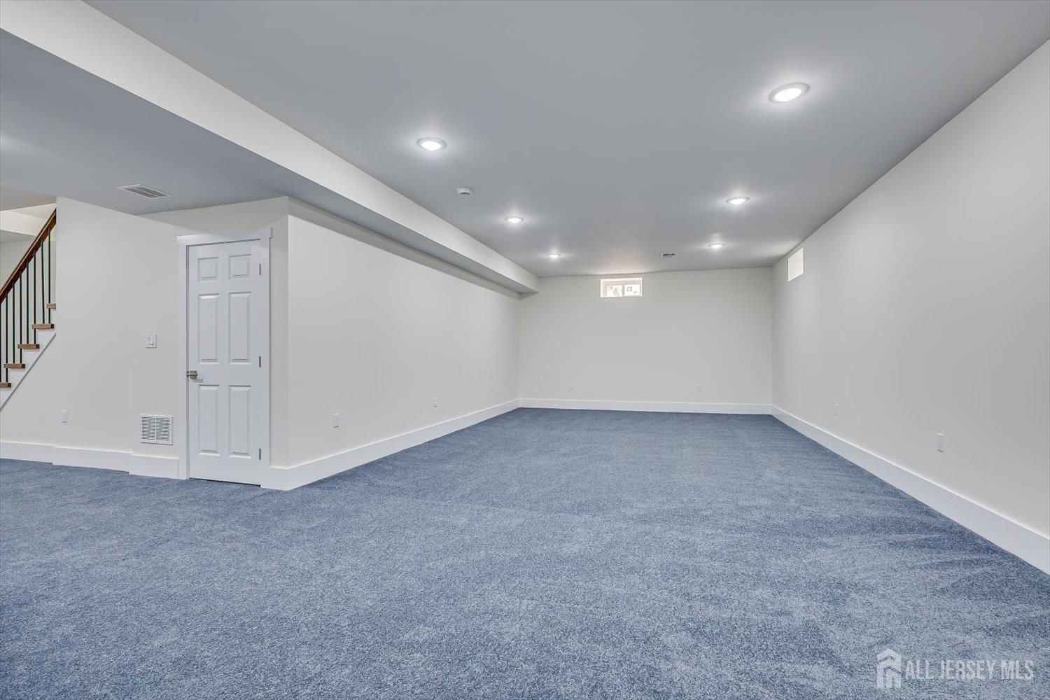 12 Hyde Avenue Iselin NJ 08830