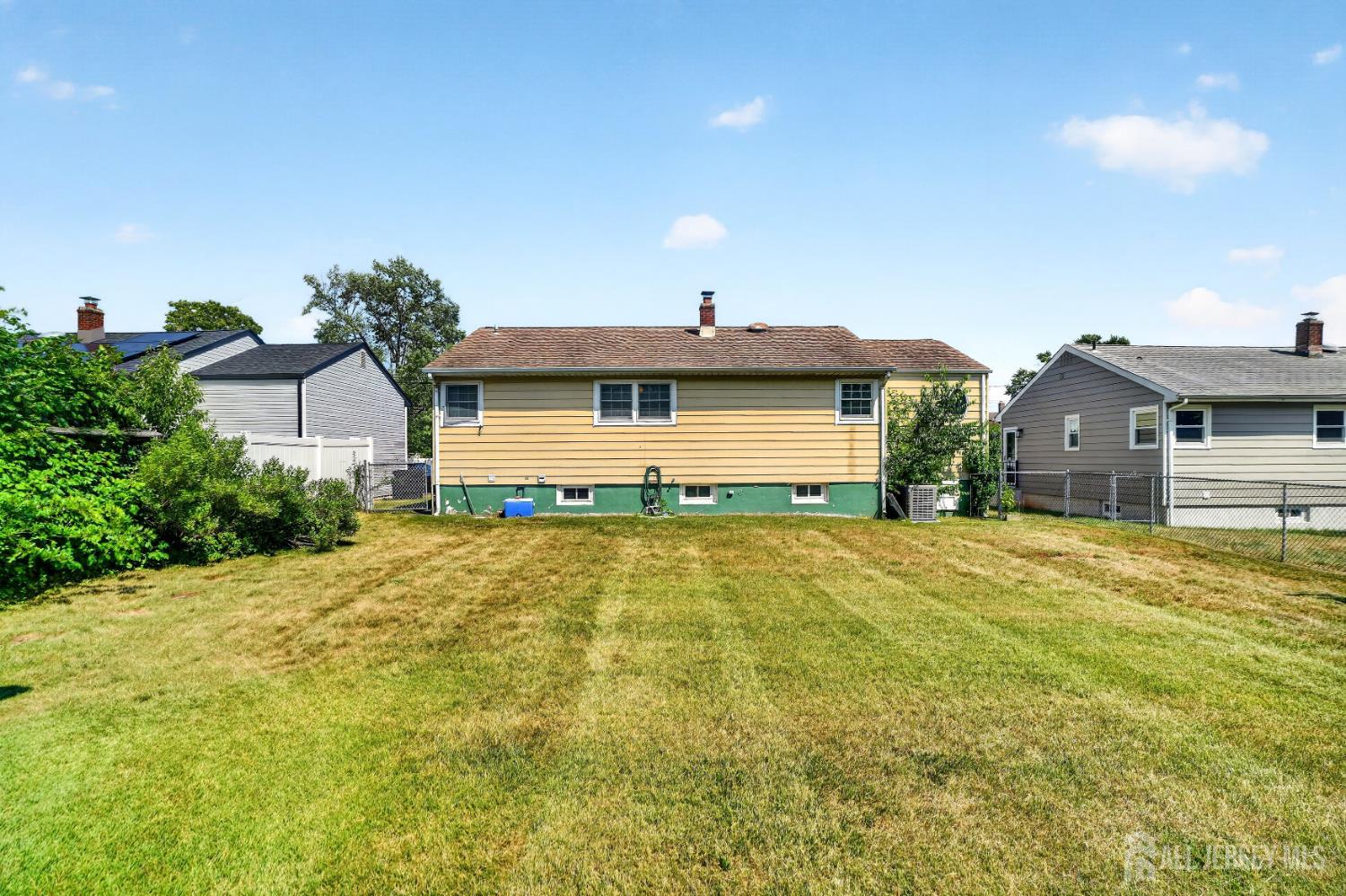 23 Monroe Avenue Carteret NJ 07008