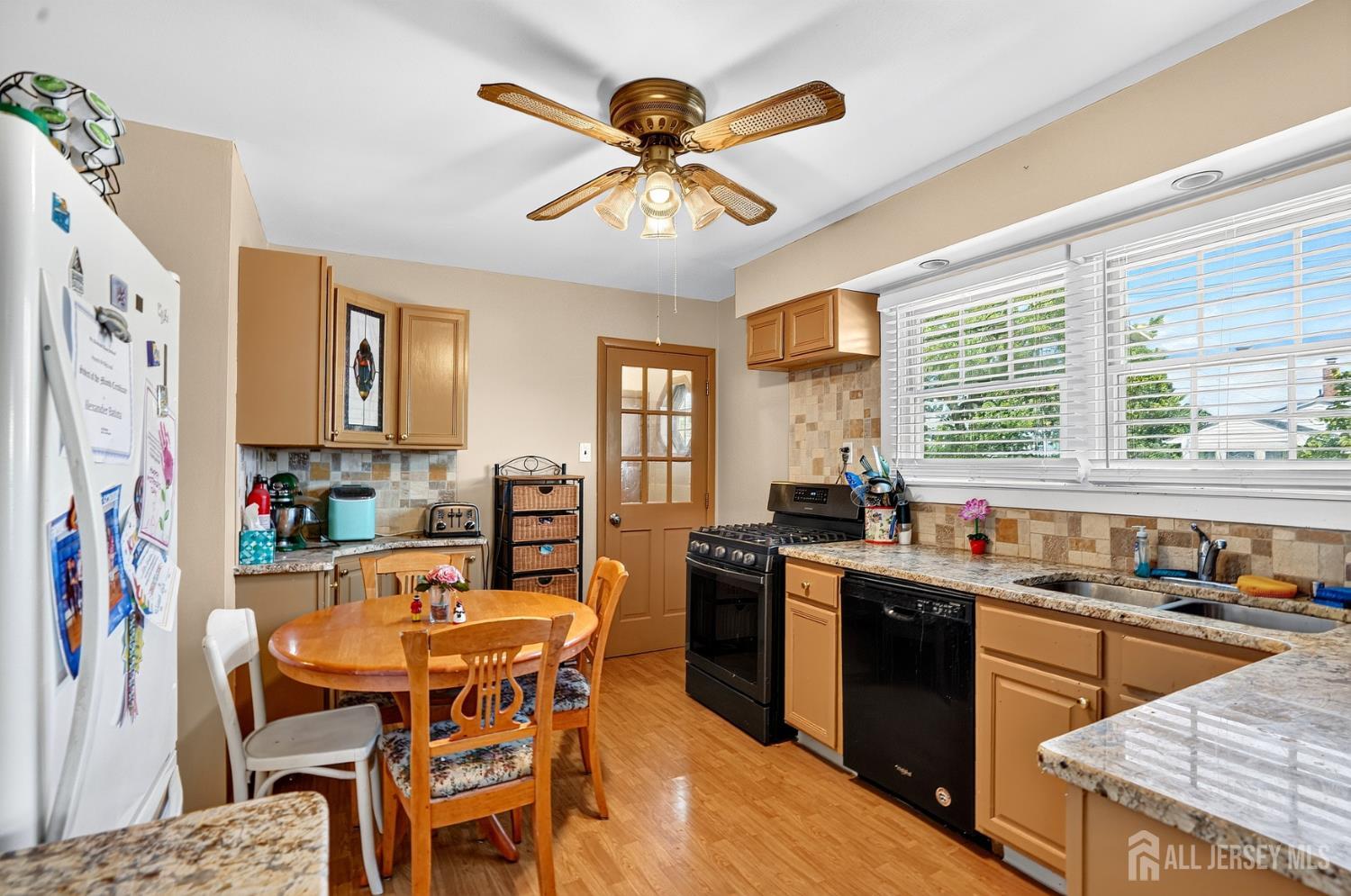 23 Monroe Avenue Carteret NJ 07008