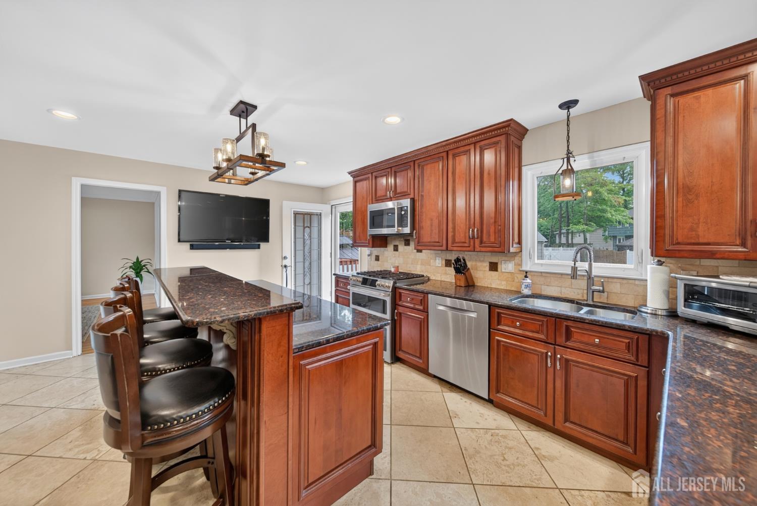 416 Vail Court South Plainfield NJ 07080